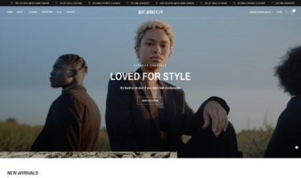 eCommerce website template: Reformation
